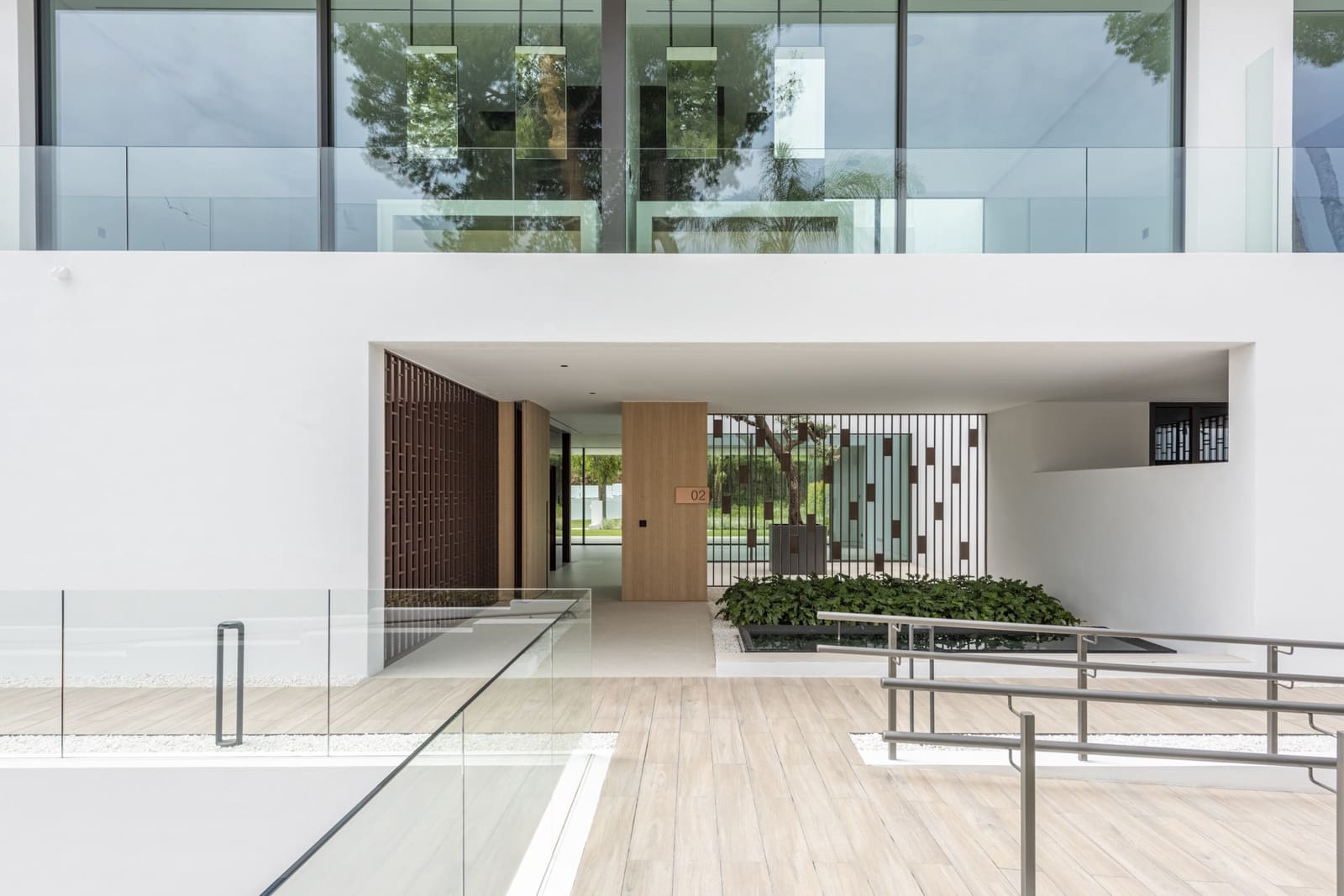 4 Zimmer Villa zu verkaufen in Marbella mit Pool Garage - 4.800.000 € (Ref: 8383086)