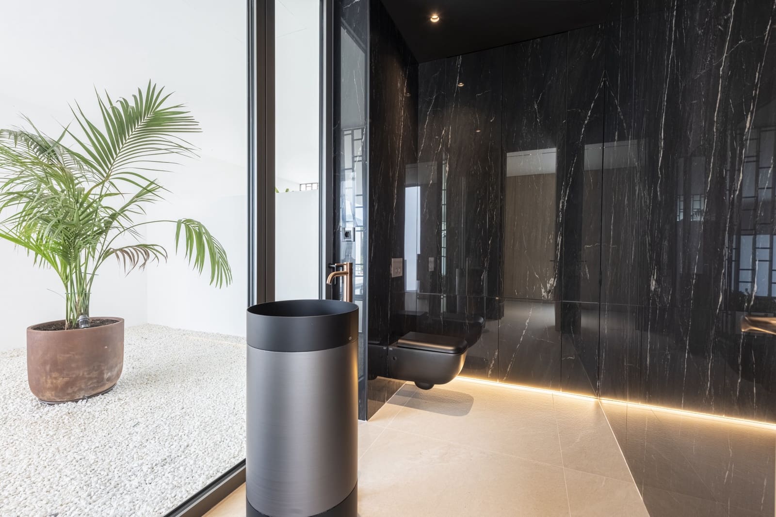 4 Zimmer Villa zu verkaufen in Marbella mit Pool Garage - 4.800.000 € (Ref: 8383086)