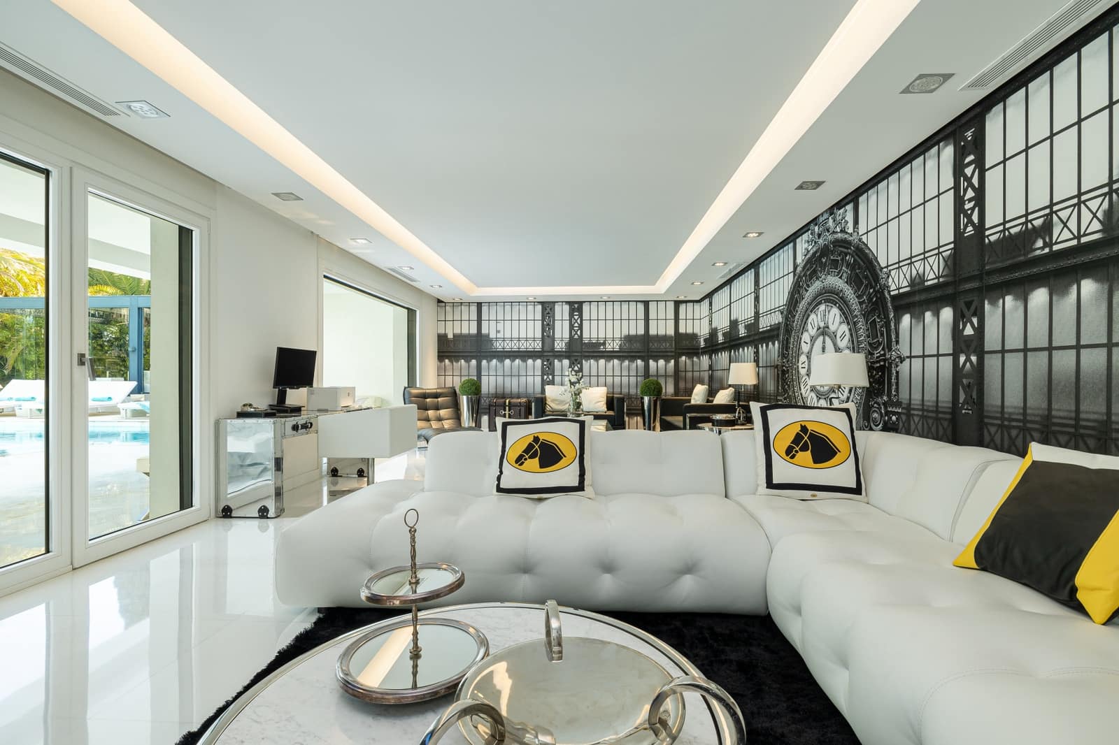 7 bedroom Villa for sale in Marbella with pool garage - € 3,650,000 (Ref: 8418042)