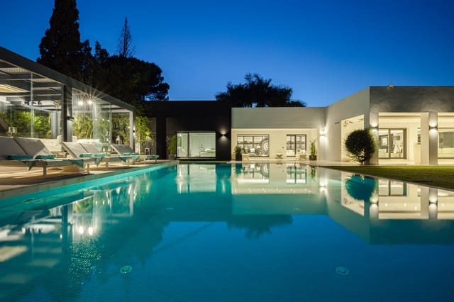 7 sypialnia Willa na sprzedaż w Marbella z basenem garażem - 3 650 000 € (Ref: 8418042)