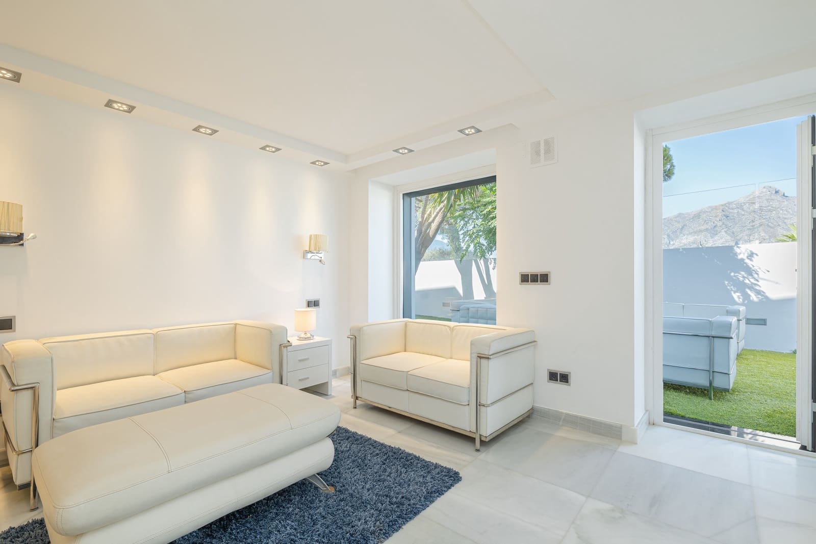 7 bedroom Villa for sale in Marbella with pool garage - € 3,650,000 (Ref: 8418042)