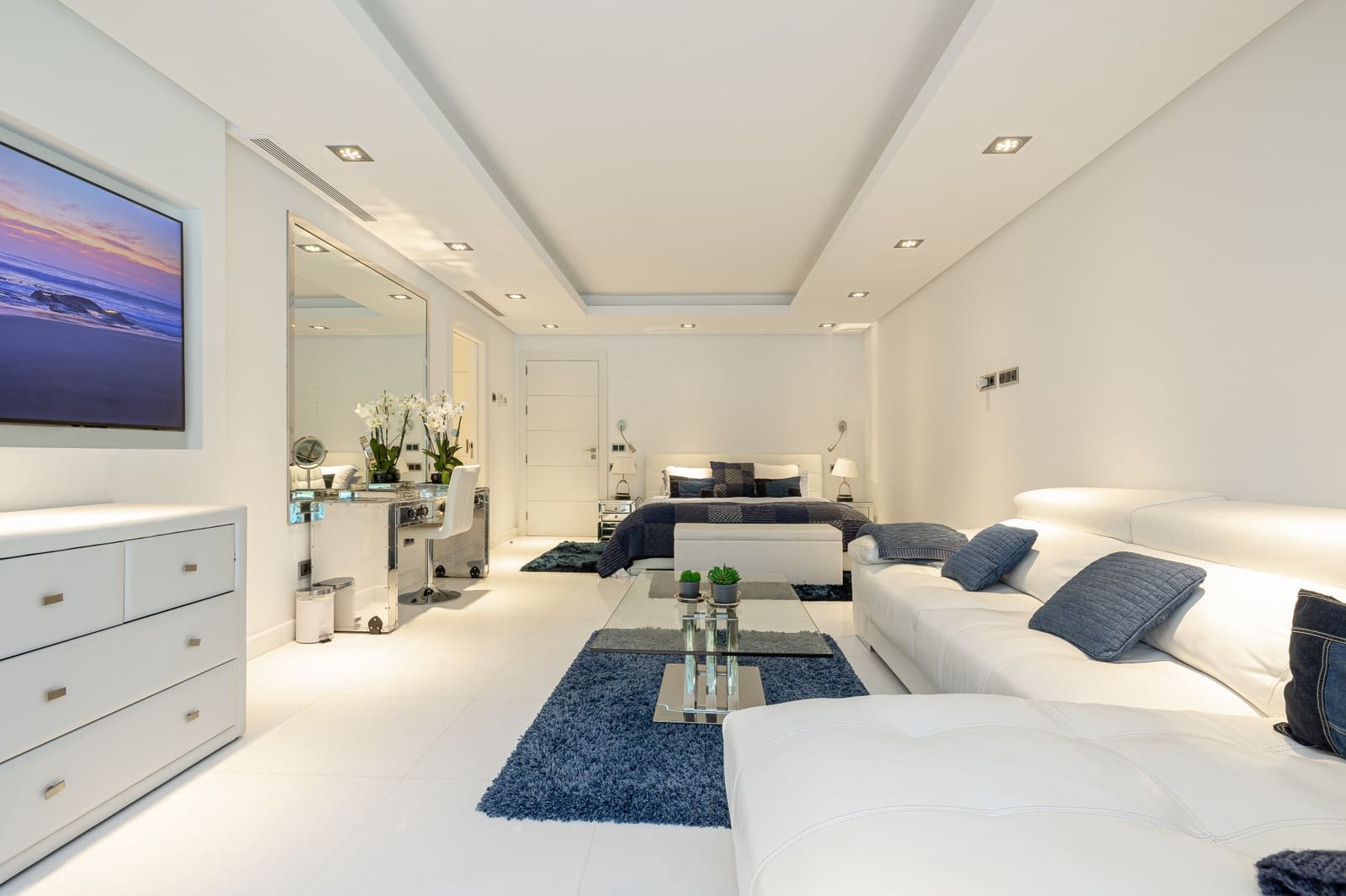 7 bedroom Villa for sale in Marbella with pool garage - € 3,950,000 (Ref: 8418042)