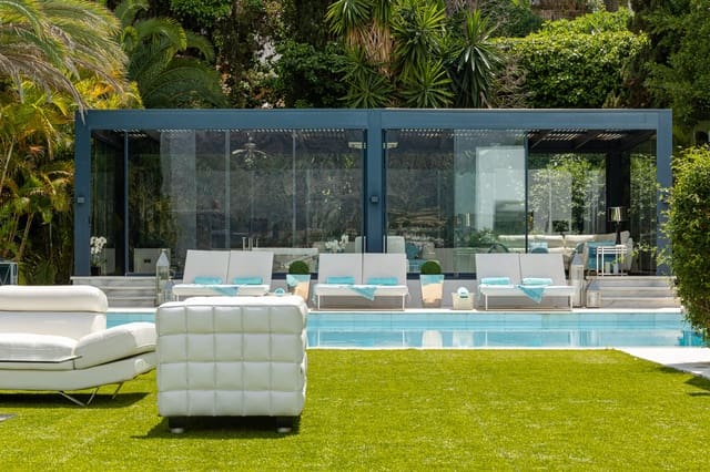7 soveværelse Villa til salg i Marbella med swimmingpool garage - € 3.950.000 (Ref: 8418042)