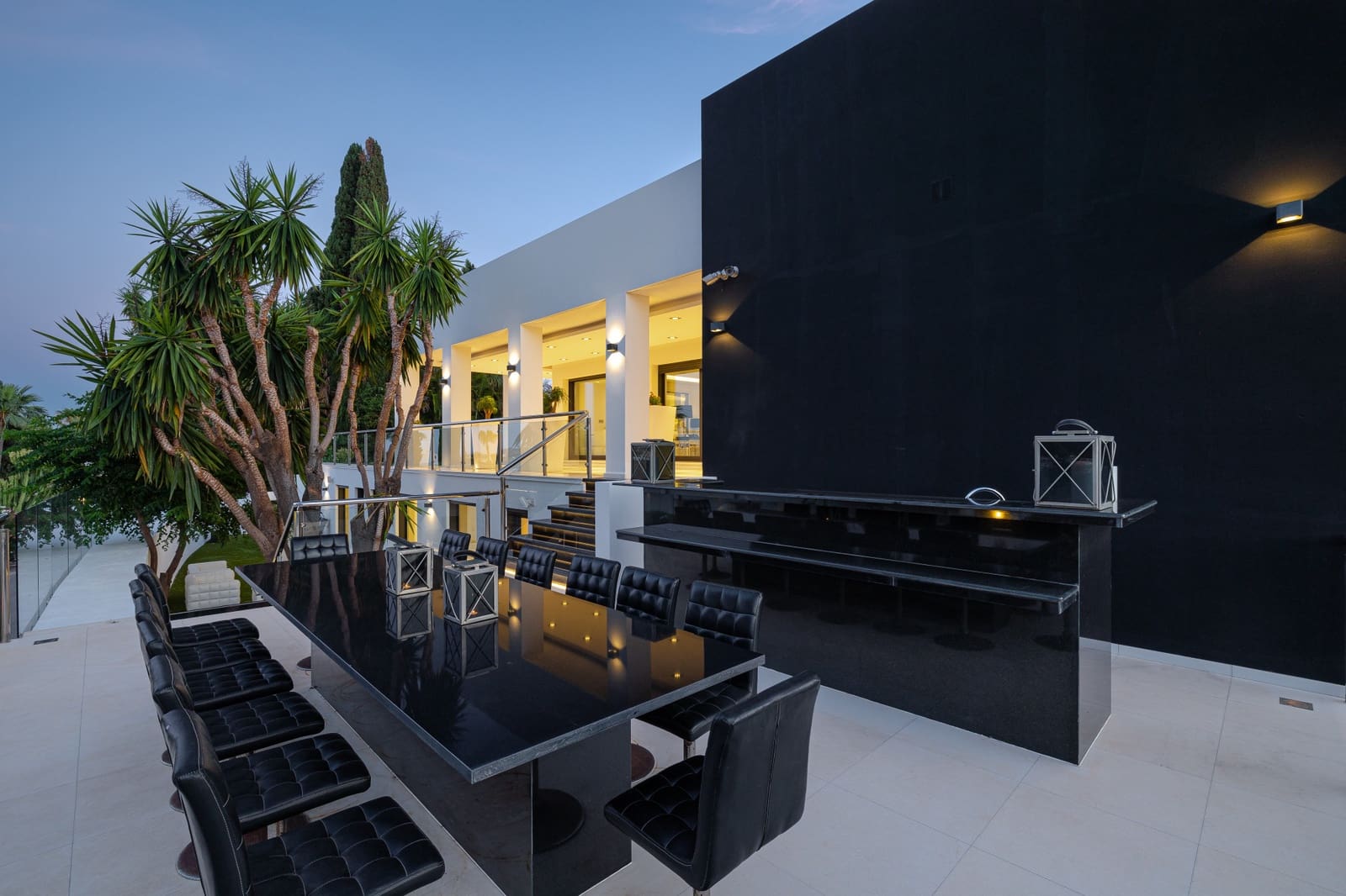 7 bedroom Villa for sale in Marbella with pool garage - € 3,950,000 (Ref: 8418042)