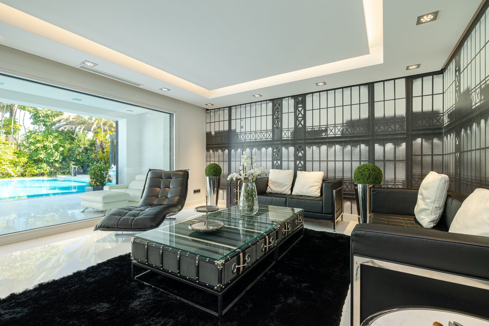 7 bedroom Villa for sale in Marbella with pool garage - € 3,950,000 (Ref: 8418042)
