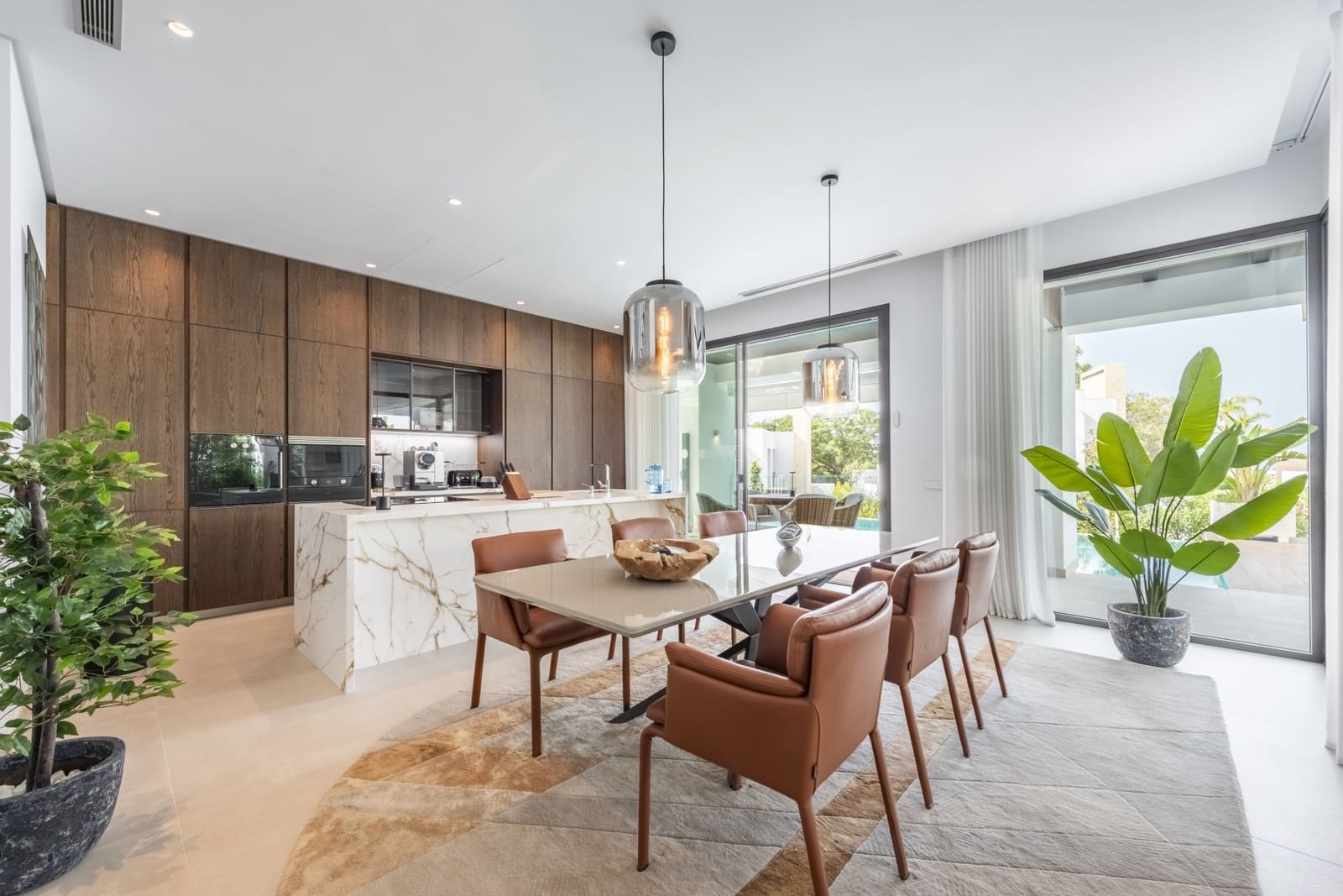 Chalet de 4 habitaciones en Marbella en venta con piscina garaje - 4.250.000 € (Ref: 8438902)