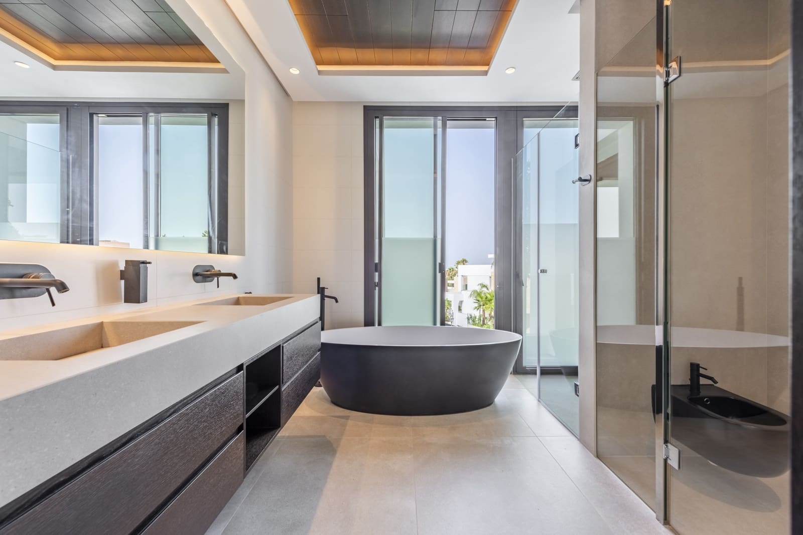 Chalet de 4 habitaciones en Marbella en venta con piscina garaje - 4.250.000 € (Ref: 8438902)