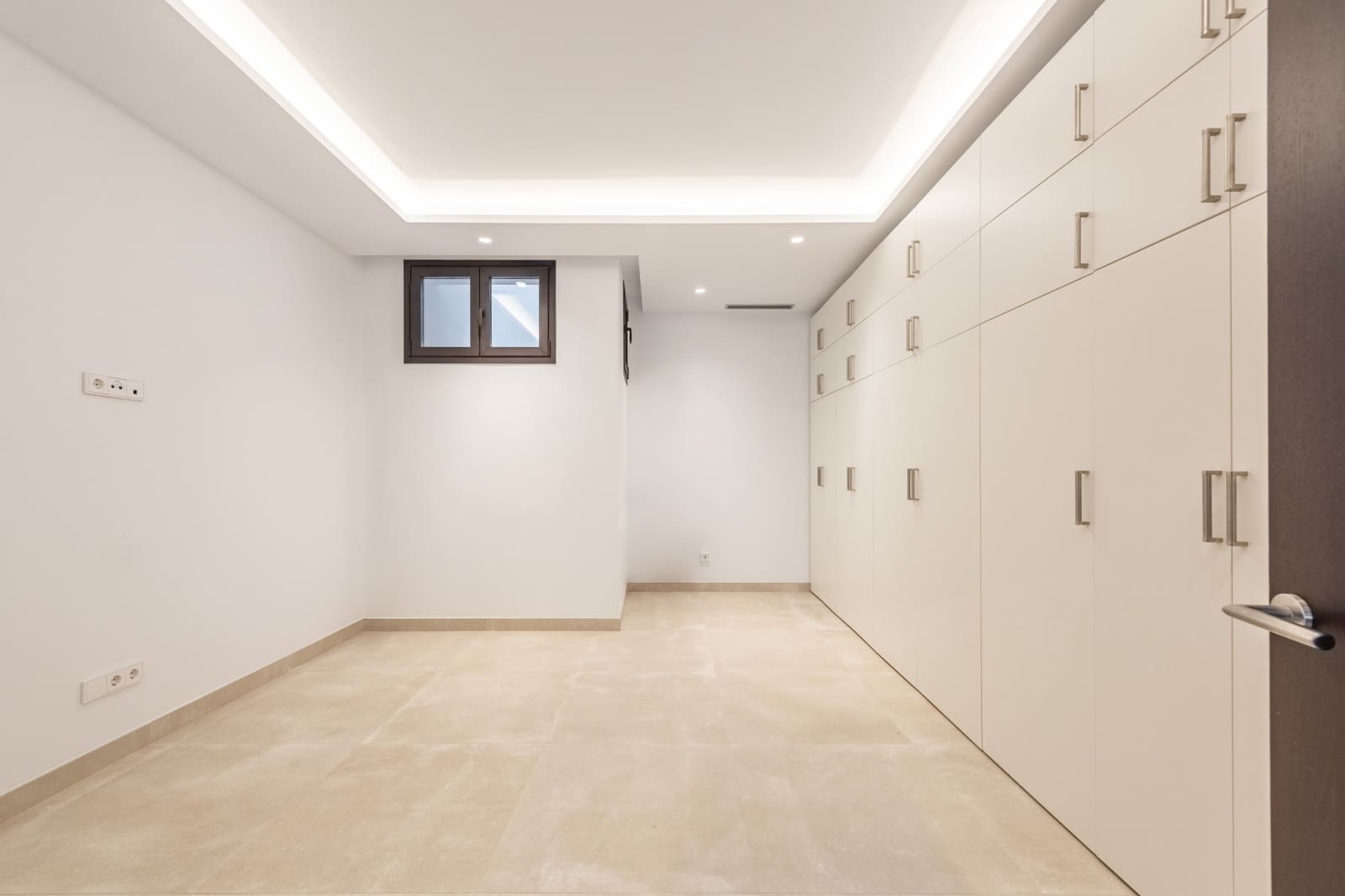 Chalet de 4 habitaciones en Marbella en venta con piscina garaje - 4.250.000 € (Ref: 8438902)