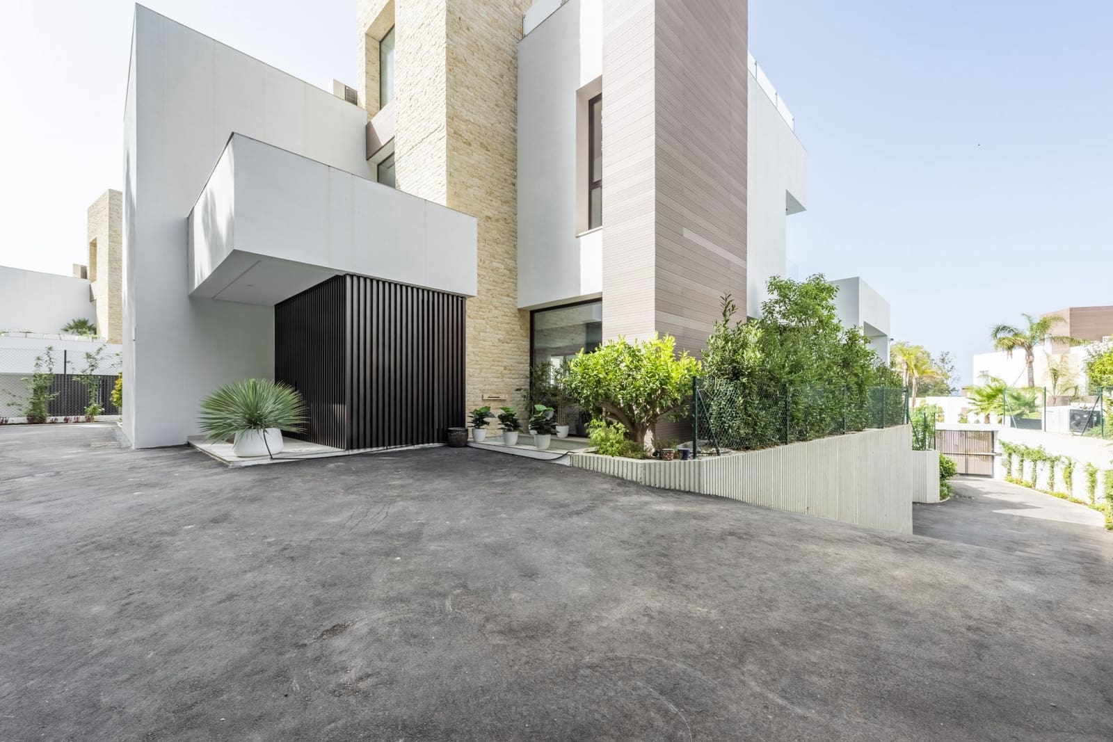 Chalet de 4 habitaciones en Marbella en venta con piscina garaje - 4.250.000 € (Ref: 8438902)