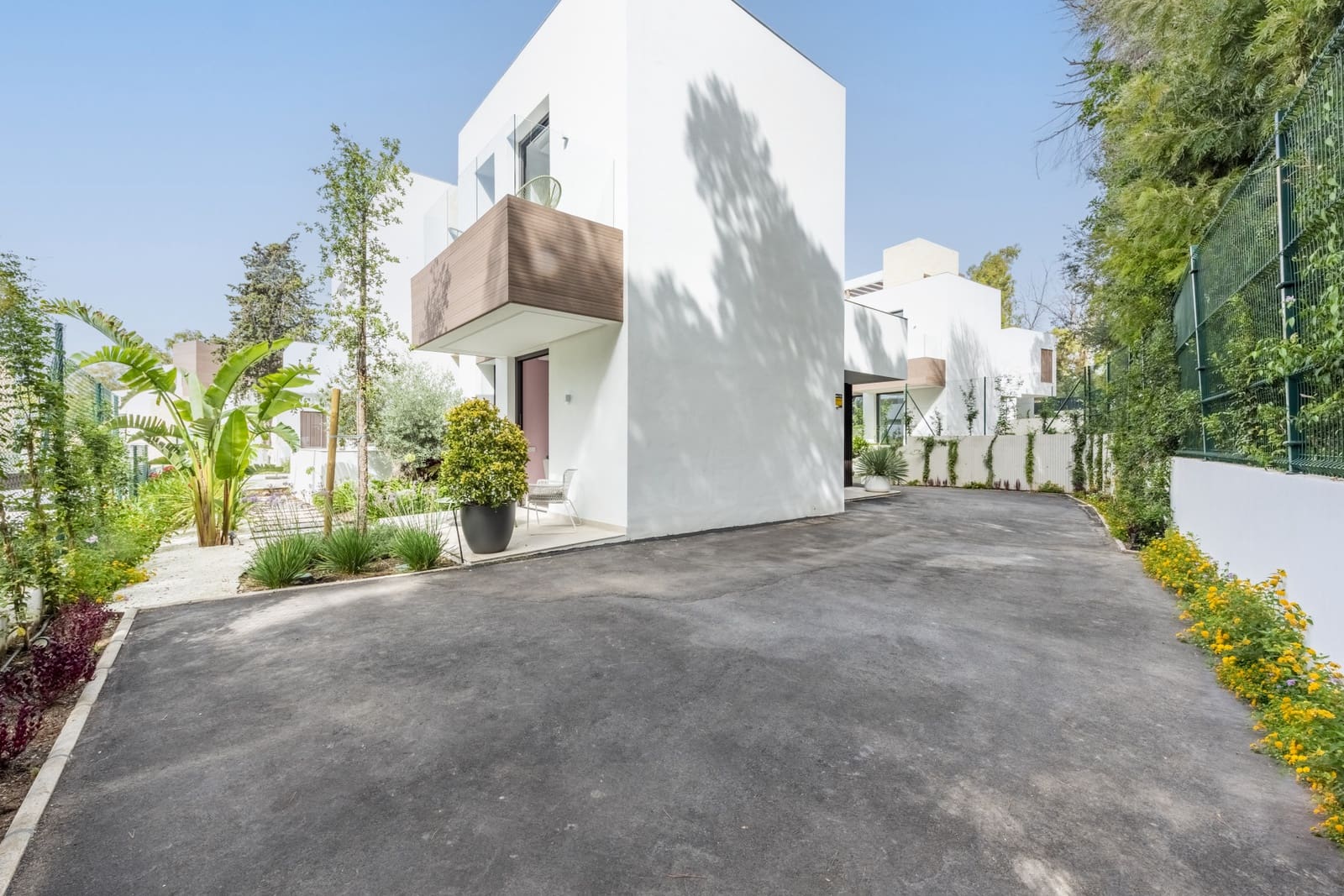 4 bedroom Villa for sale in Golden Mile with pool garage - € 4,250,000 (Ref: 8438902)