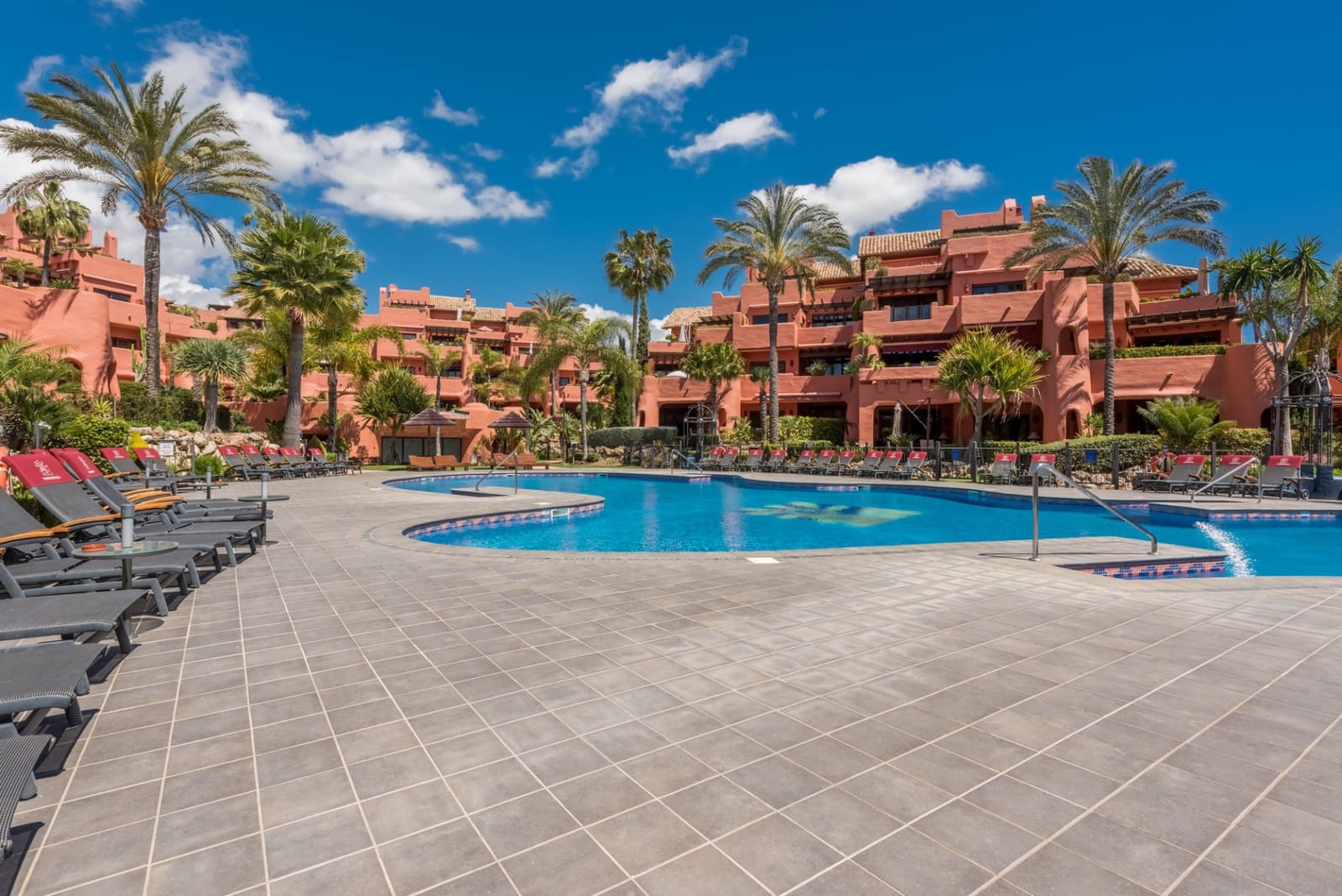 3 camera da letto Appartamento in vendita in Guadalmansa con piscina garage - 1.825.000 € (Rif: 8445953)