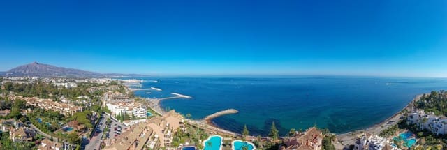 2 chambre Appartement à vendre à Marbella avec piscine garage - 1 800 000 € (Ref: 8463632)