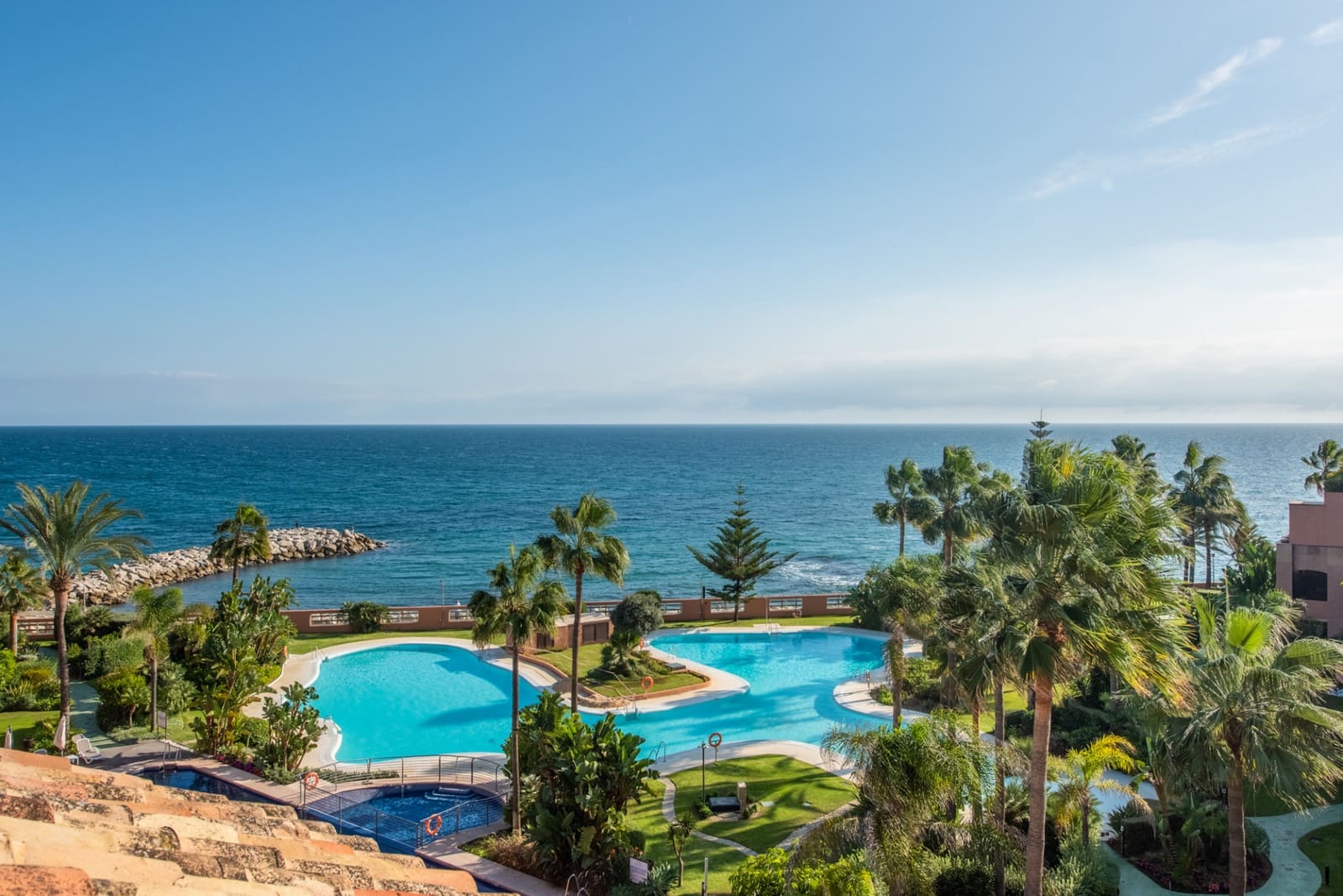 2 bedroom Apartment for sale in Marbella with pool garage - € 1,800,000 (Ref: 8463632)