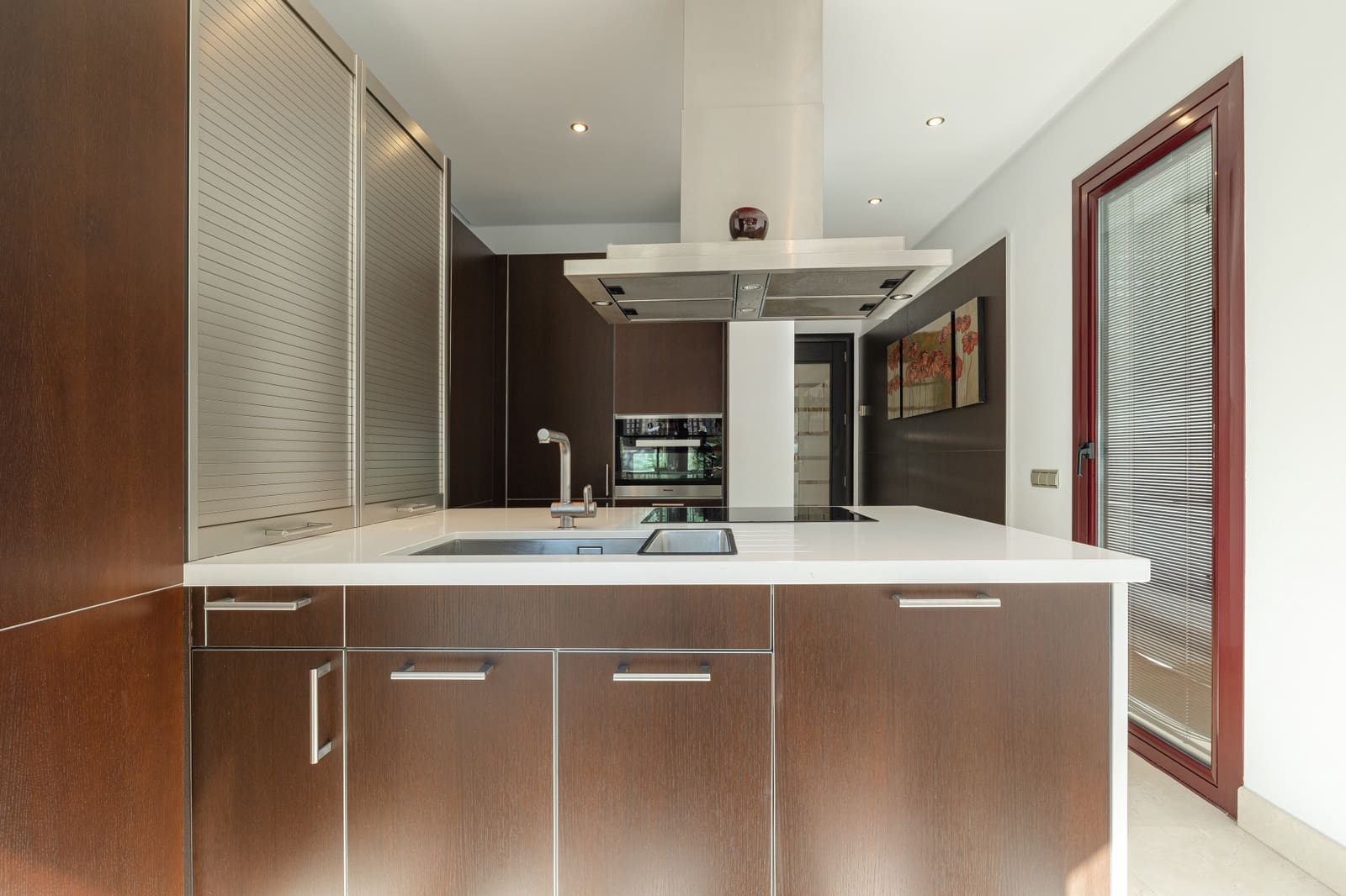 2 bedroom Apartment for sale in Marbella with pool garage - € 1,500,000 (Ref: 8463632)