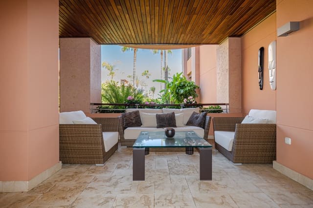2 soveværelse Lejlighed til salg i Marbella med swimmingpool garage - € 1.500.000 (Ref: 8463632)