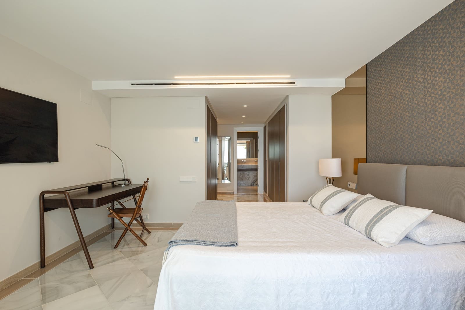 3 slaapkamer Appartement te koop in Marbella met zwembad garage - € 5.975.000 (Ref: 8474077)