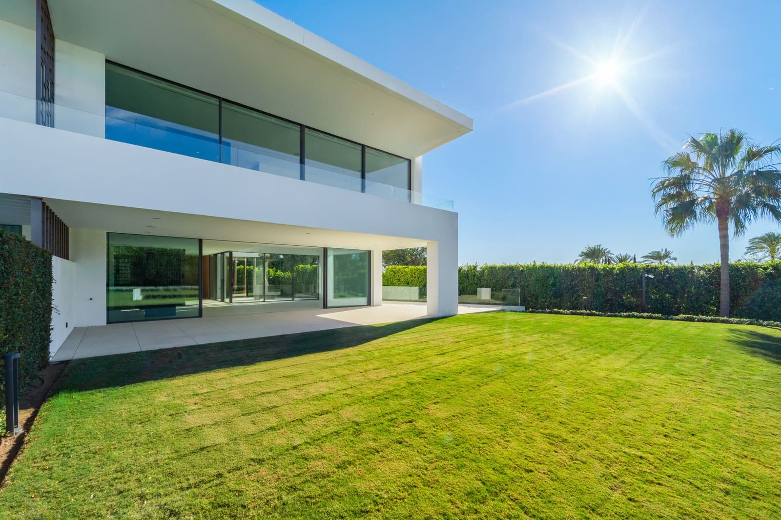 3 slaapkamer Villa te koop in Marbella met zwembad garage - € 3.500.000 (Ref: 8478076)