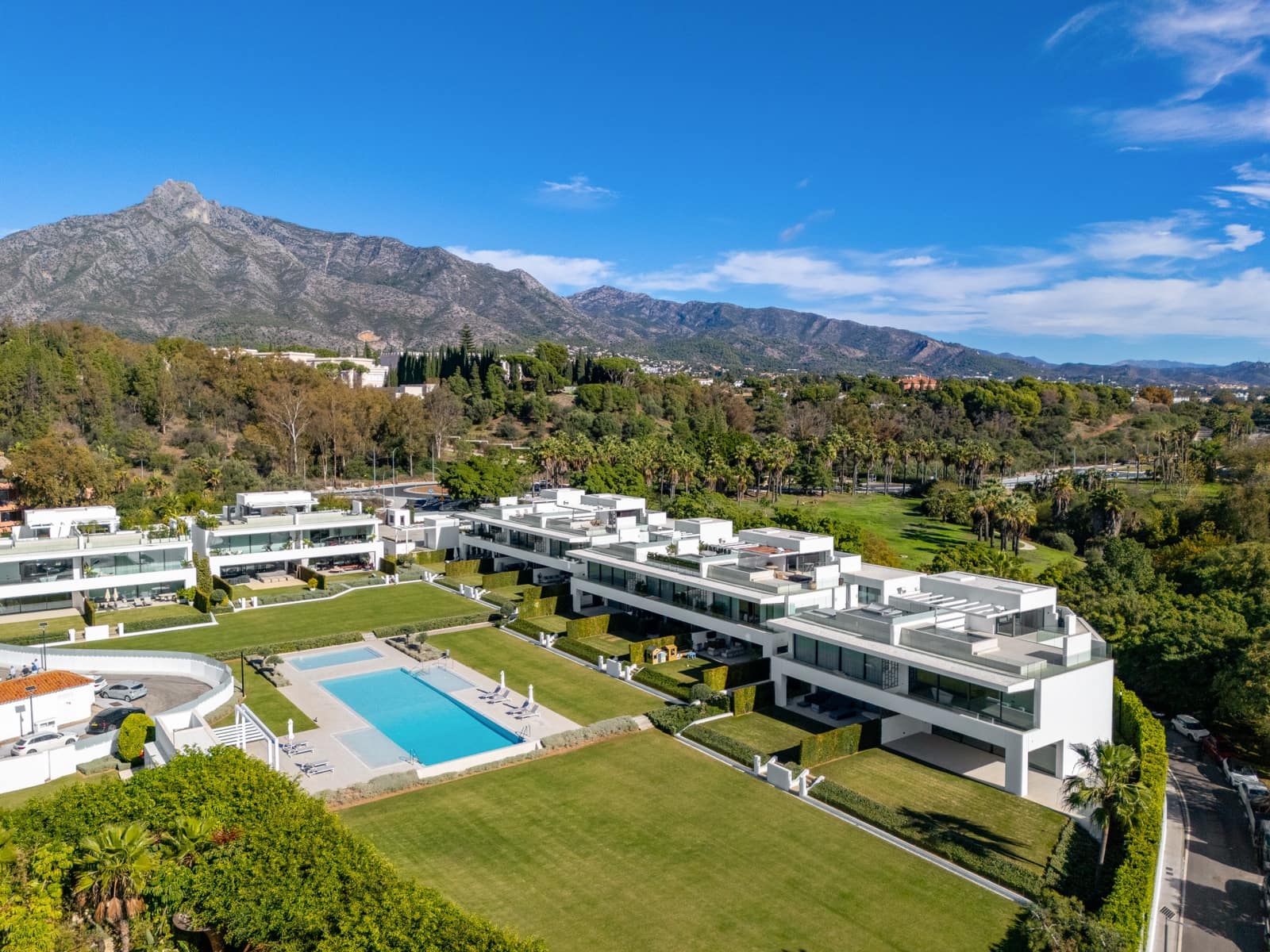 3 slaapkamer Villa te koop in Marbella met zwembad garage - € 3.500.000 (Ref: 8478076)