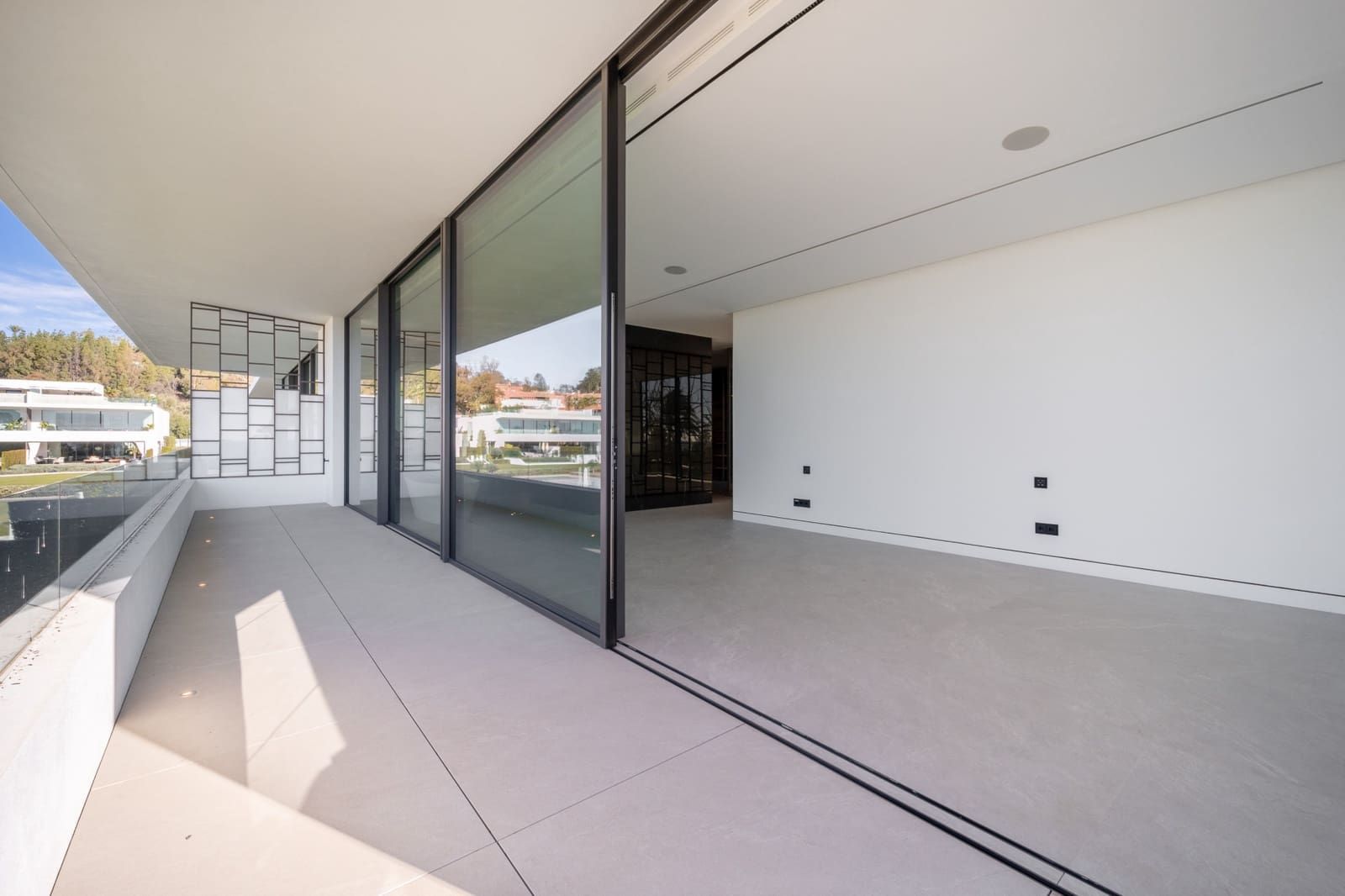 3 bedroom Villa for sale in Marbella with pool garage - € 5,500,000 (Ref: 8478076)