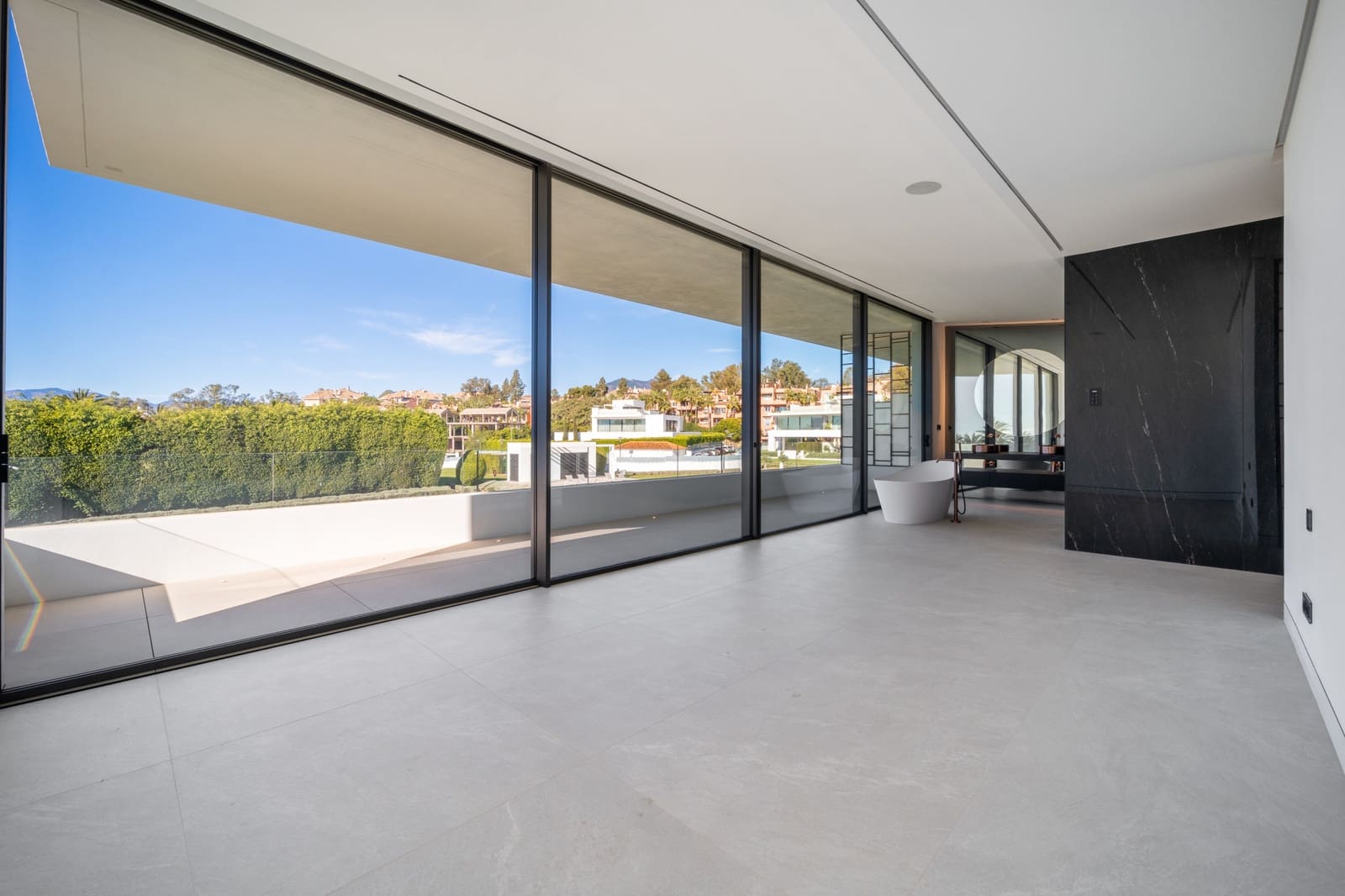 3 bedroom Villa for sale in Marbella with pool garage - € 5,500,000 (Ref: 8478076)