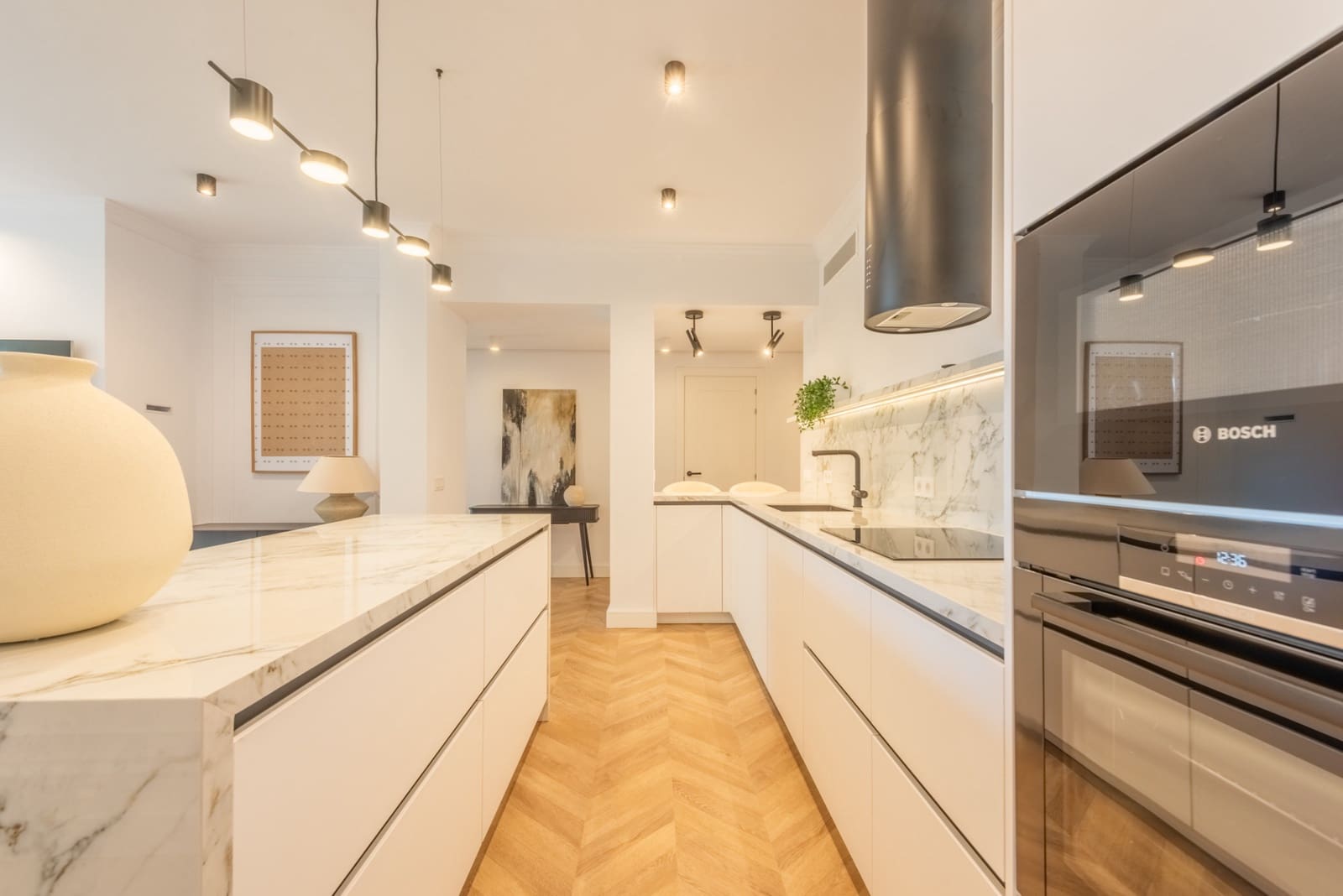 3 slaapkamer Appartement te koop in Estepona met zwembad garage - € 1.030.000 (Ref: 8487812)