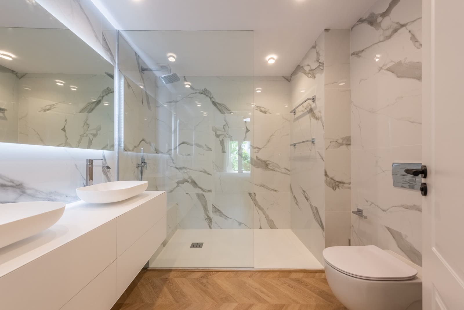 3 slaapkamer Appartement te koop in Estepona met zwembad garage - € 1.030.000 (Ref: 8487812)