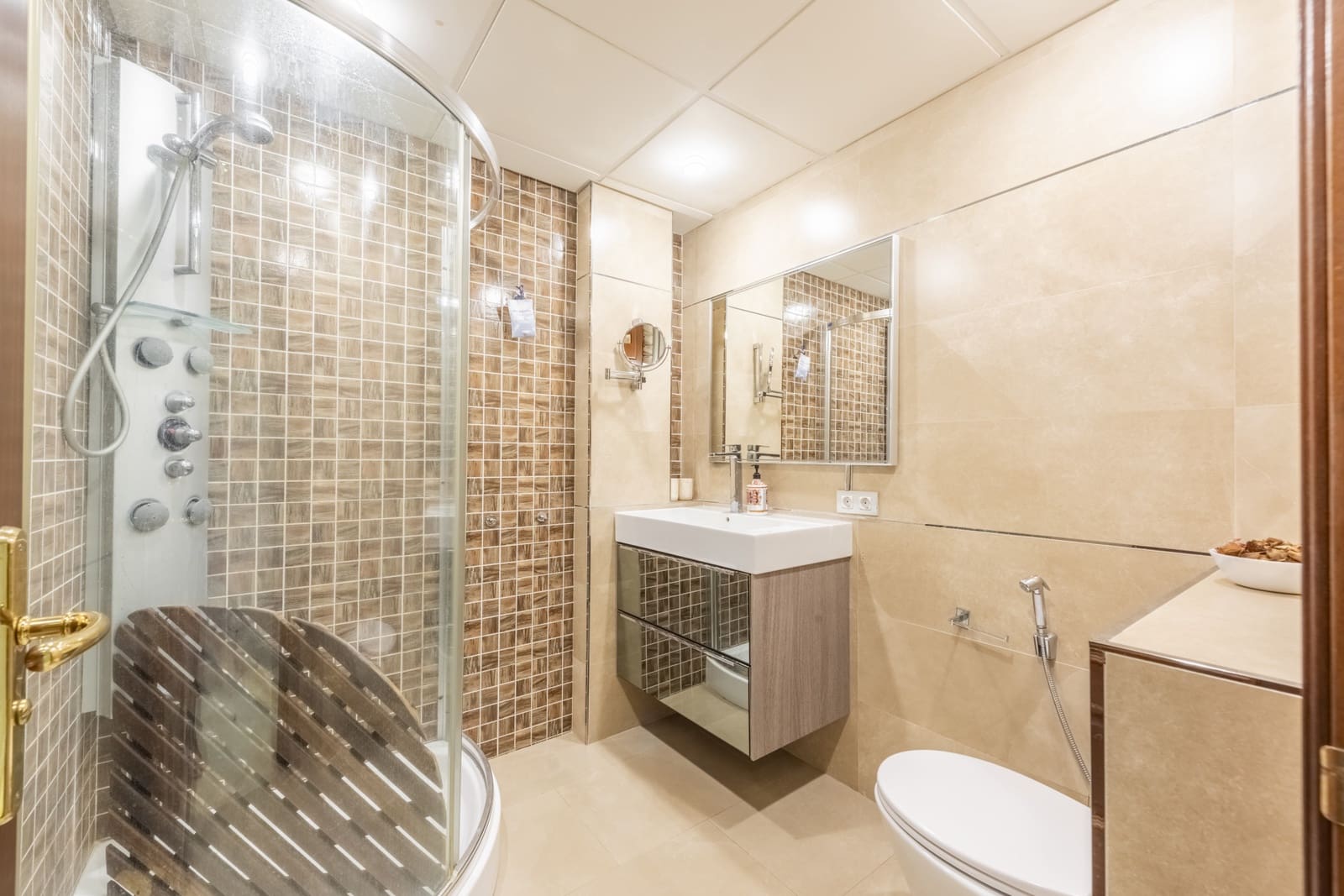 4 Zimmer Apartment zu verkaufen in Estepona mit Pool Garage - 2.050.000 € (Ref: 8488934)