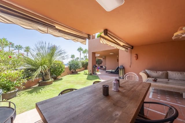 4 quarto Apartamento para venda em Estepona com piscina garagem - 2 050 000 € (Ref: 8488934)
