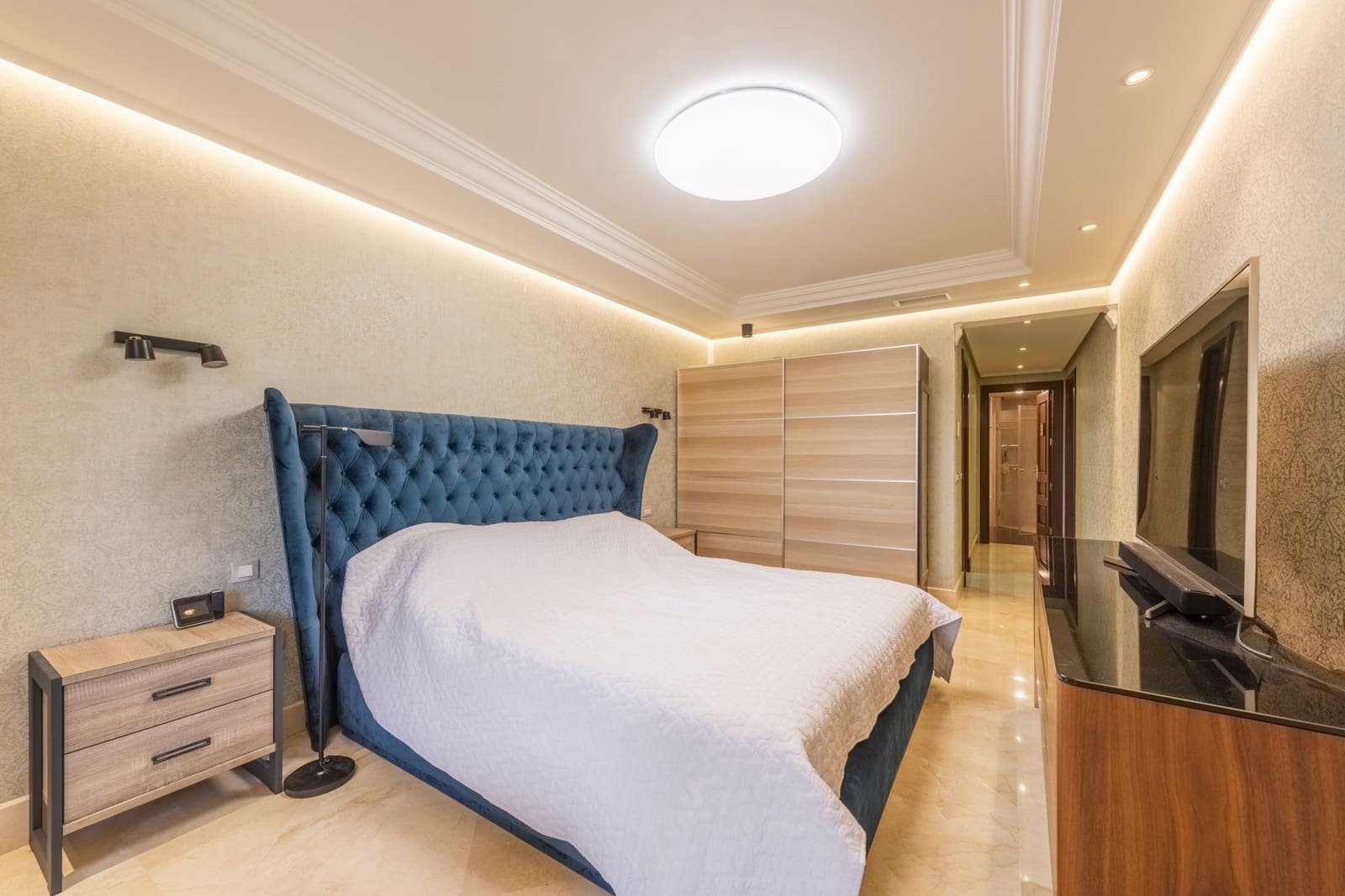 Apartamento de 4 habitaciones en Estepona en venta con piscina garaje - 2.050.000 € (Ref: 8488934)