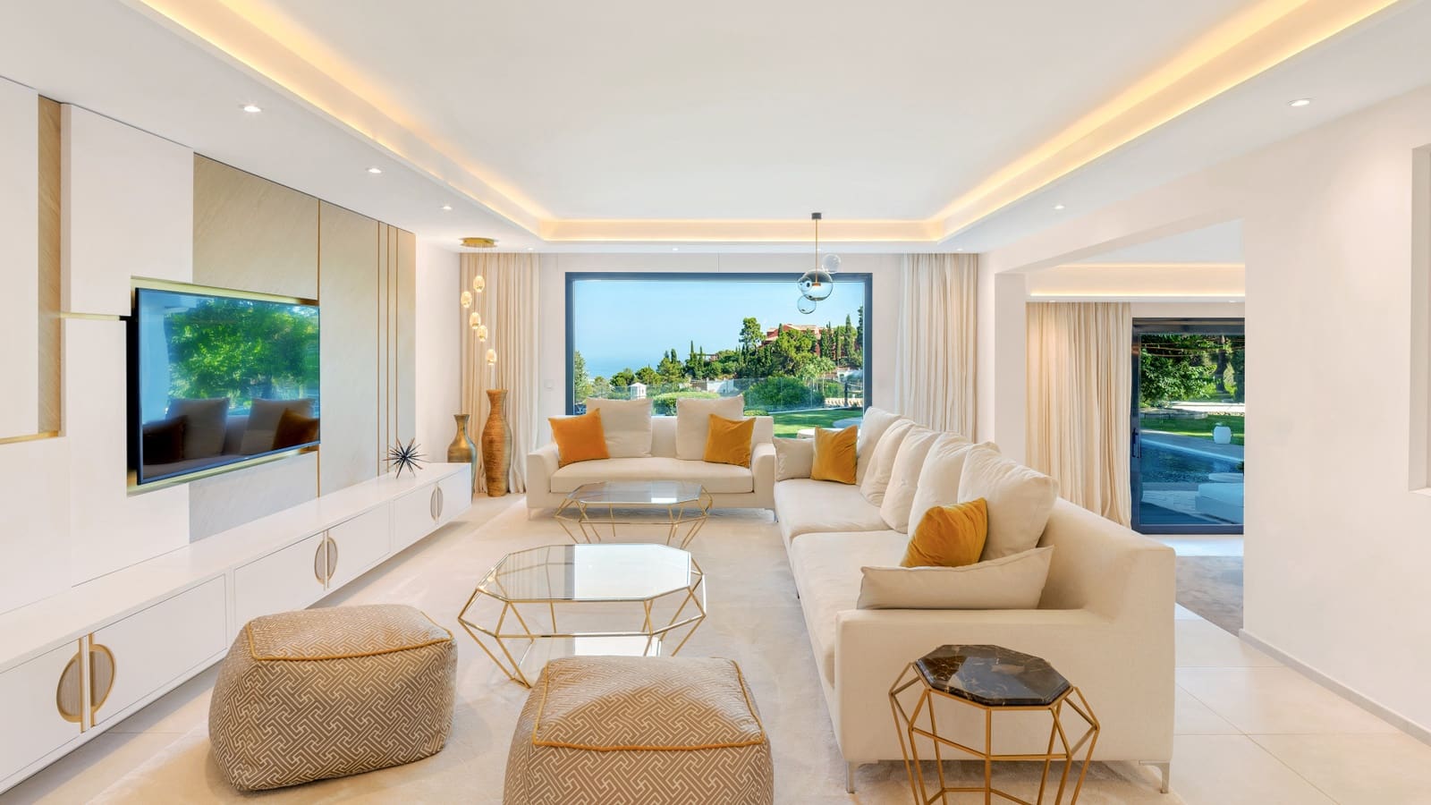 Chalet de 8 habitaciones en El Madroñal en venta con piscina garaje - 4.450.000 € (Ref: 8519407)