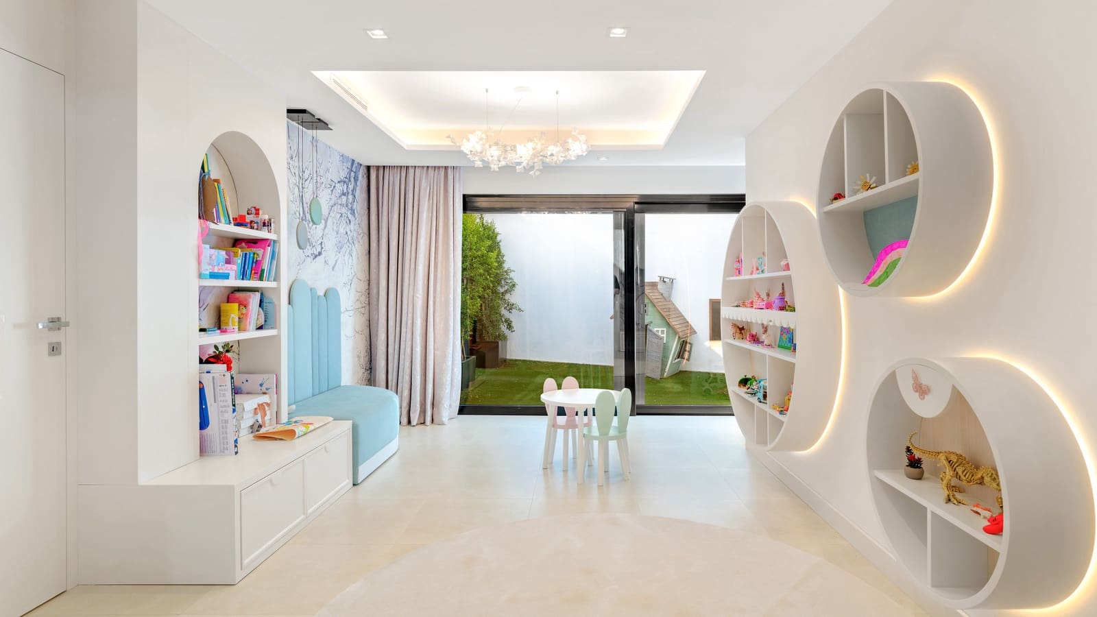 Chalet de 8 habitaciones en El Madroñal en venta con piscina garaje - 4.450.000 € (Ref: 8519407)