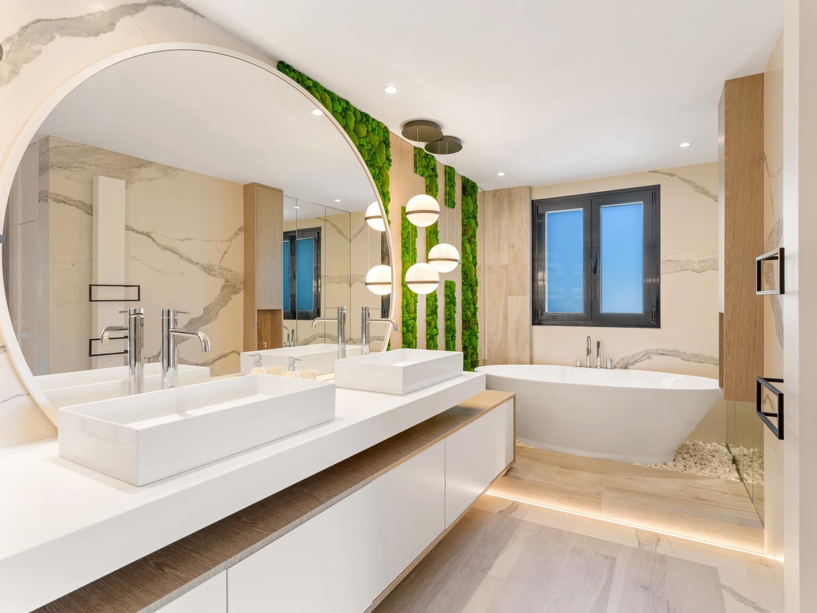 Chalet de 8 habitaciones en El Madroñal en venta con piscina garaje - 4.450.000 € (Ref: 8519407)