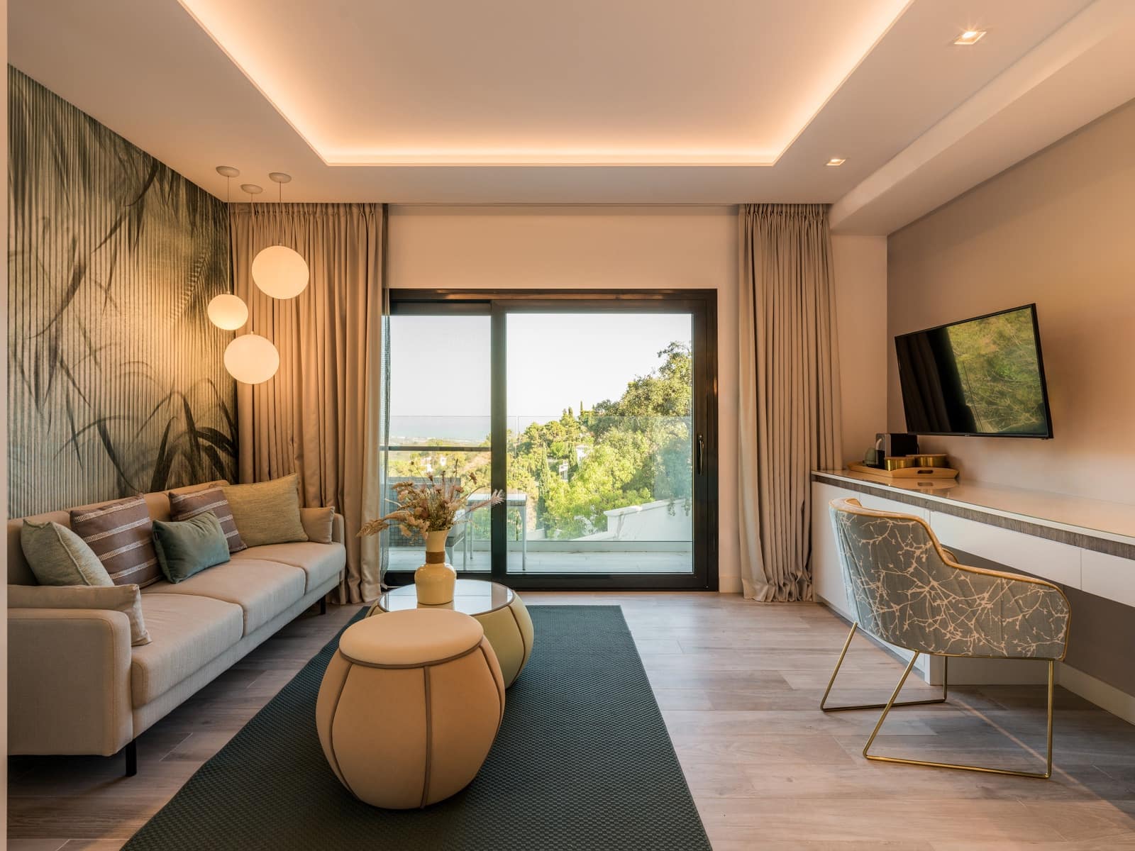 Chalet de 8 habitaciones en El Madroñal en venta con piscina garaje - 4.450.000 € (Ref: 8519407)