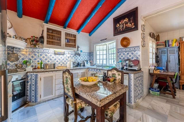3 slaapkamer Villa te koop in Marbella met zwembad garage - € 2.720.000 (Ref: 8526880)