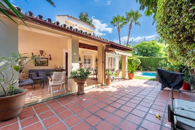 3 slaapkamer Villa te koop in Marbella met zwembad garage - € 2.720.000 (Ref: 8526880)