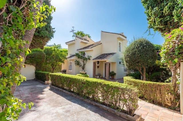 3 slaapkamer Villa te koop in Marbella met zwembad garage - € 2.720.000 (Ref: 8526880)