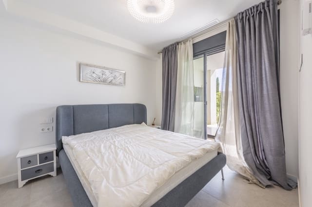 3 Zimmer Haus zu verkaufen in Marbella mit Pool Garage - 1.500.000 € (Ref: 8572489)