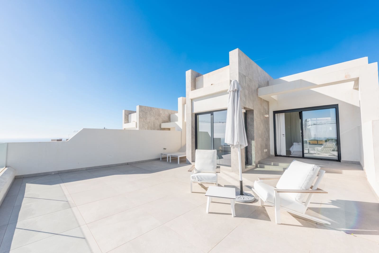 3 bedroom Townhouse for sale in Marbella with pool garage - € 1,500,000 (Ref: 8572489)