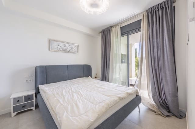 3 soverom Hus til salgs i Marbella med svømmebasseng garasje - € 1 380 000 (Ref: 8572489)