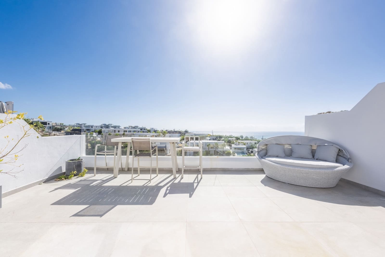 3 Zimmer Haus zu verkaufen in Marbella mit Pool Garage - 1.380.000 € (Ref: 8572489)