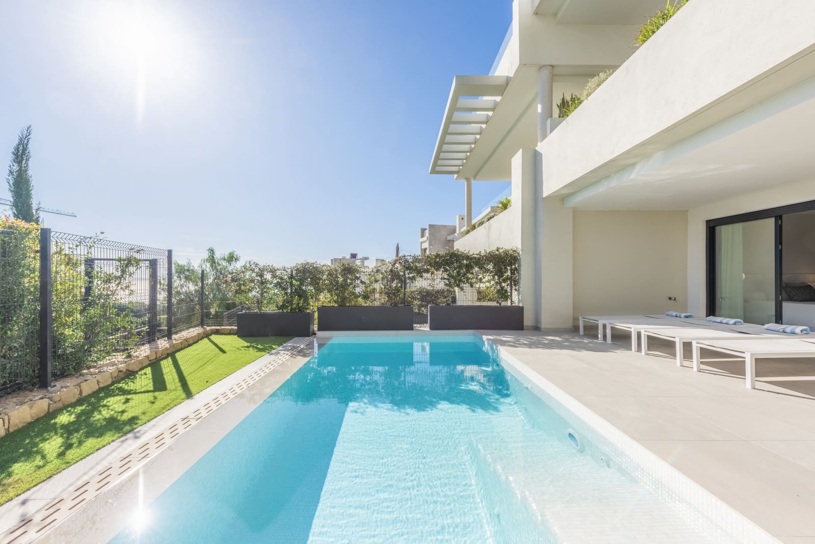 3 Zimmer Haus zu verkaufen in Marbella mit Pool Garage - 1.380.000 € (Ref: 8572489)