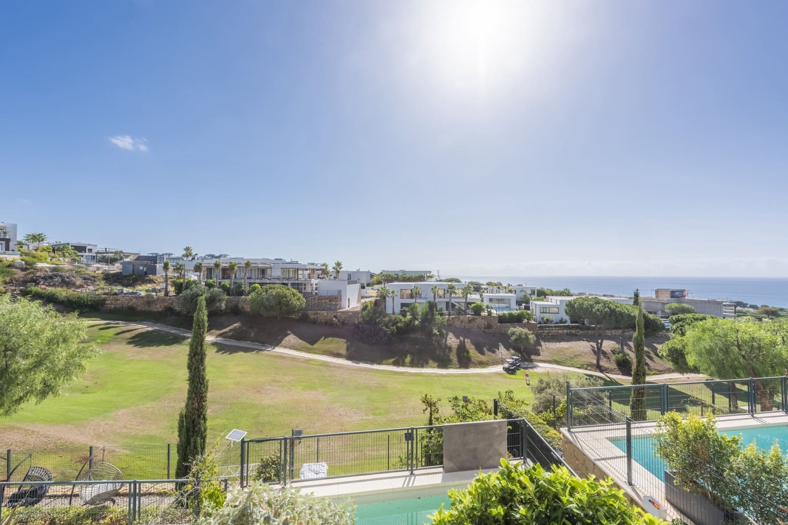 3 Zimmer Haus zu verkaufen in Marbella mit Pool Garage - 1.380.000 € (Ref: 8572489)