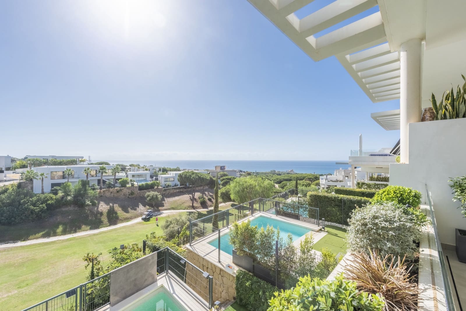 3 Zimmer Haus zu verkaufen in Marbella mit Pool Garage - 1.380.000 € (Ref: 8572489)