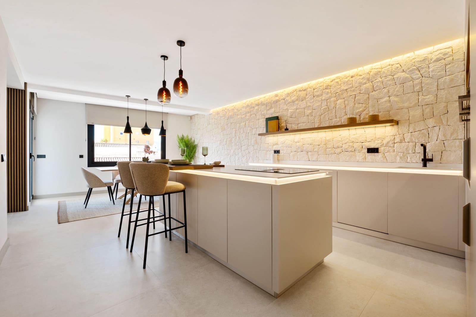 2 soverom Leilighet til salgs i San Pedro de Alcantara med garasje - € 480 000 (Ref: 8595351)