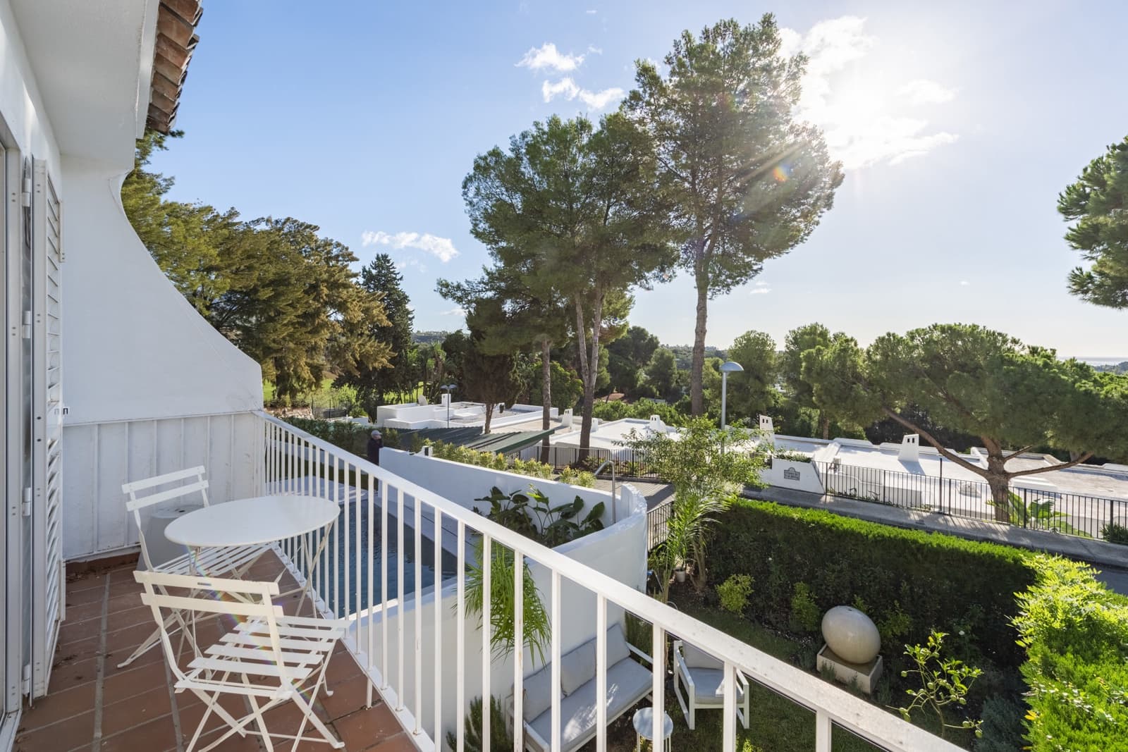 3 slaapkamer Huis te huur in Marbella met zwembad garage - € 2.900 (Ref: 8610089)