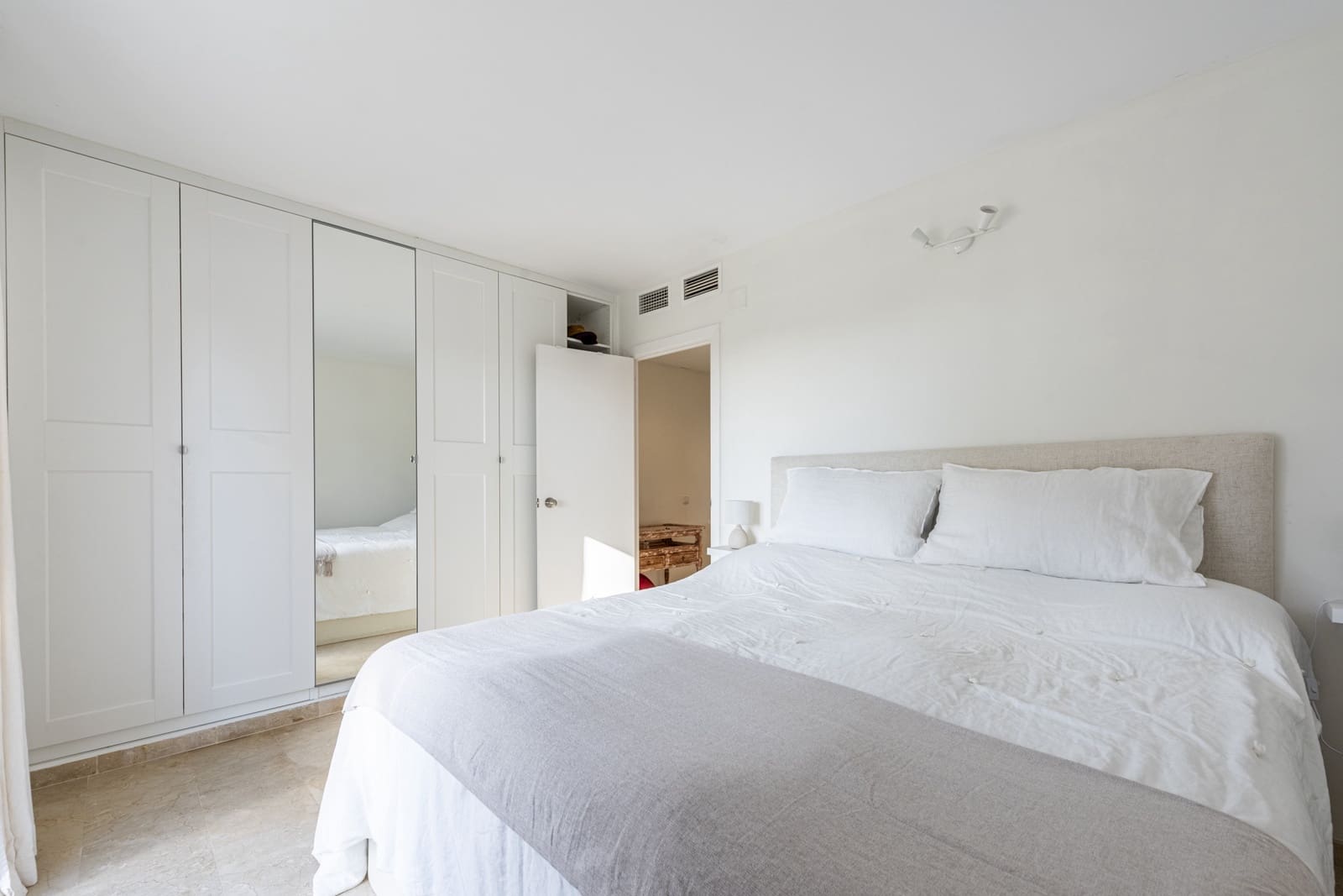 3 slaapkamer Huis te huur in Marbella met zwembad garage - € 2.900 (Ref: 8610089)