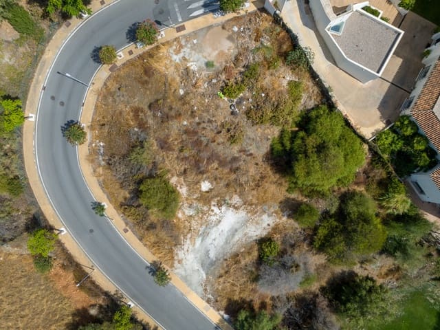 Building Plot for sale in Nueva Atalaya, Estepona - € 1,195,000 (Ref: 8610966)