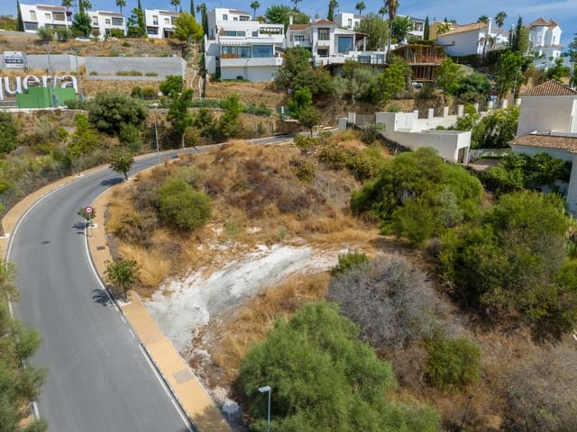 Building Plot for sale in Nueva Atalaya, Estepona - € 1,195,000 (Ref: 8610966)