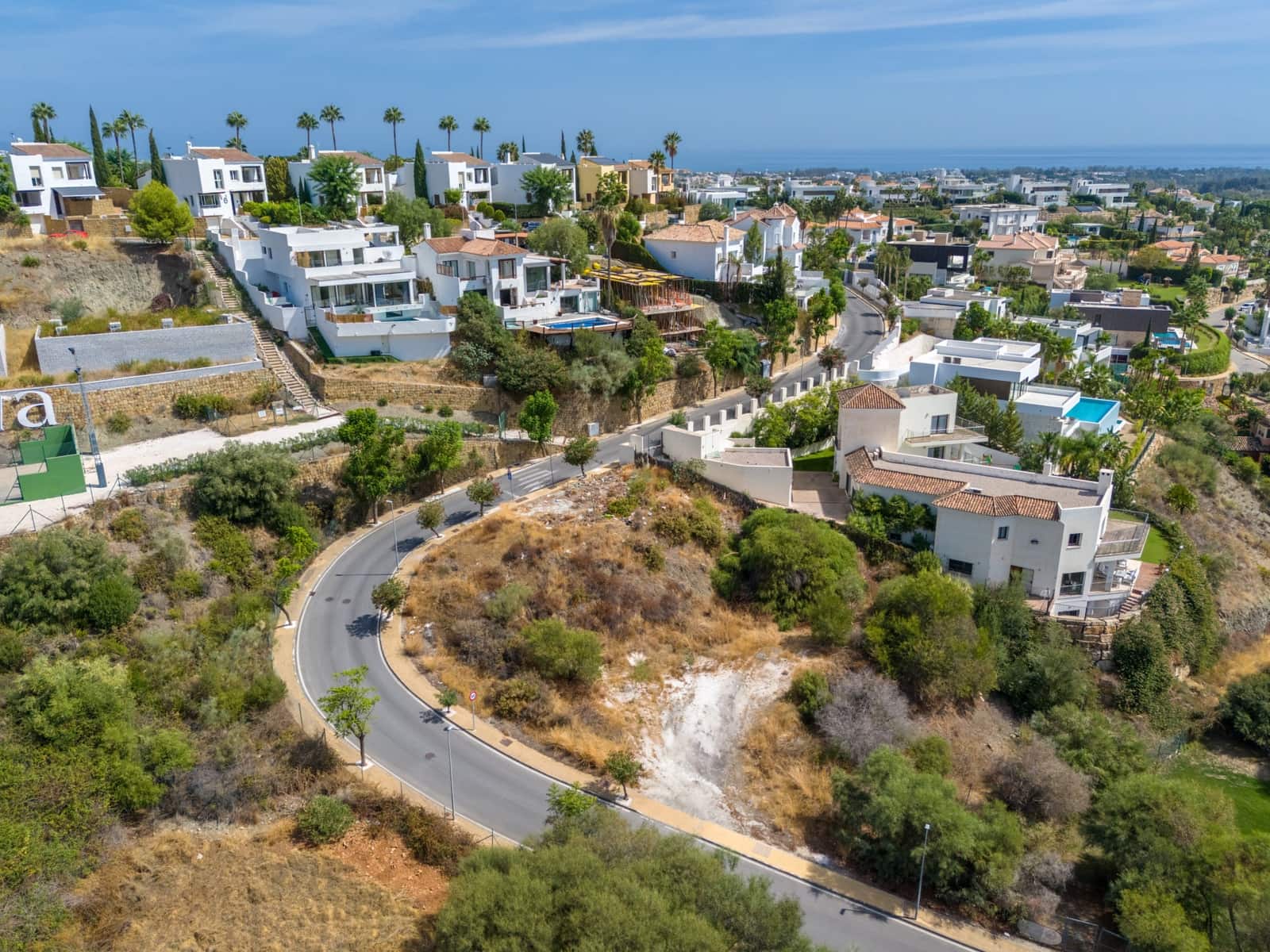Building Plot for sale in New Golden Mile - € 1,195,000 (Ref: 8610966)