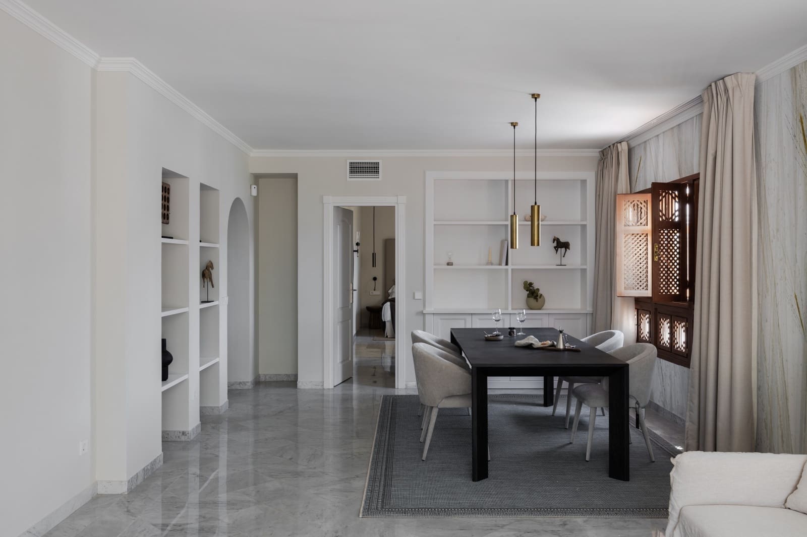 3 bedroom Penthouse for rent in Marbella with pool garage - € 15,000 (Ref: 8614264)